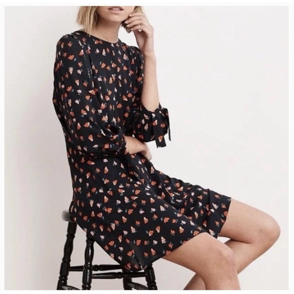 Velvet by Graham & Spencer Marnita Challis Tie Sleeve Dress with a tulip print